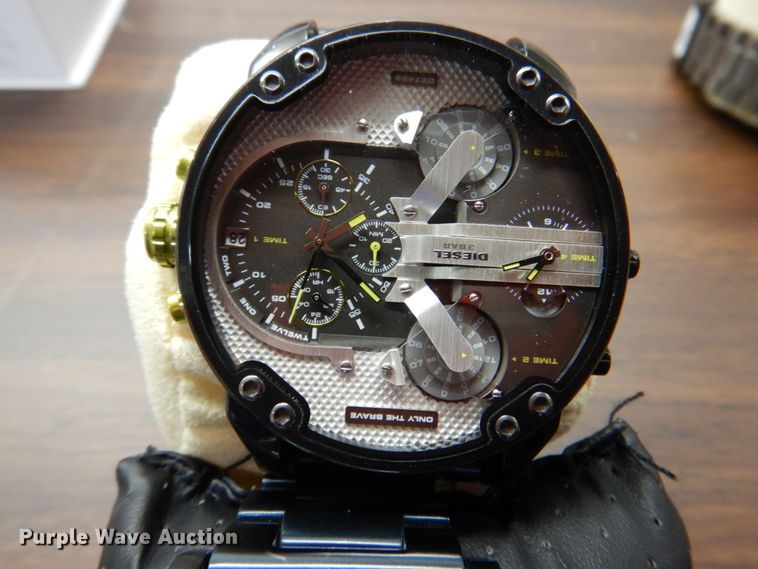 image for item IA9901 (2) Diesel watches