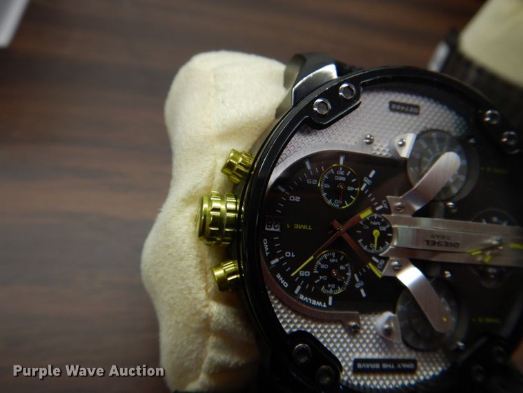 image for item IA9901 (2) Diesel watches