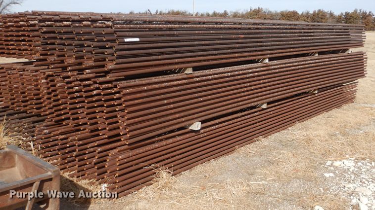 image for item IE9725 (60) continuous fence panels
