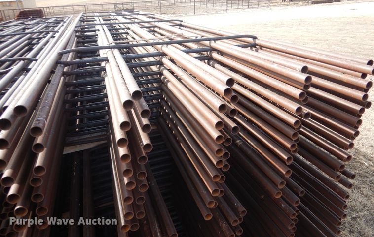 image for item IE9726 (60) continuous fence panels