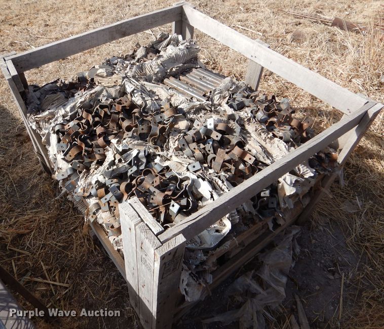 image for item IE9727 Continuous fence clips and splicer pipes