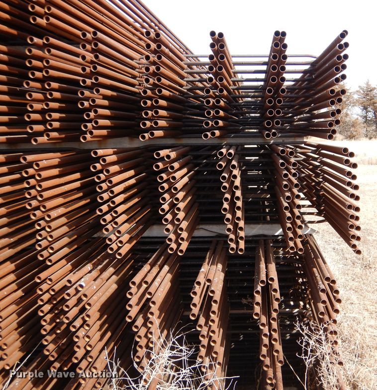 image for item IE9728 (80) continuous fence panels