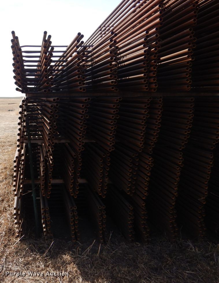 image for item IE9728 (80) continuous fence panels