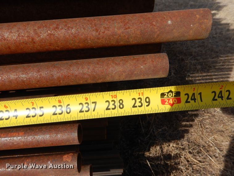 image for item IE9728 (80) continuous fence panels