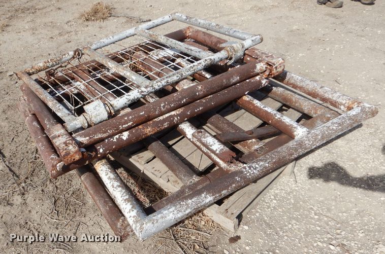 image for item IE9730 Livestock equip