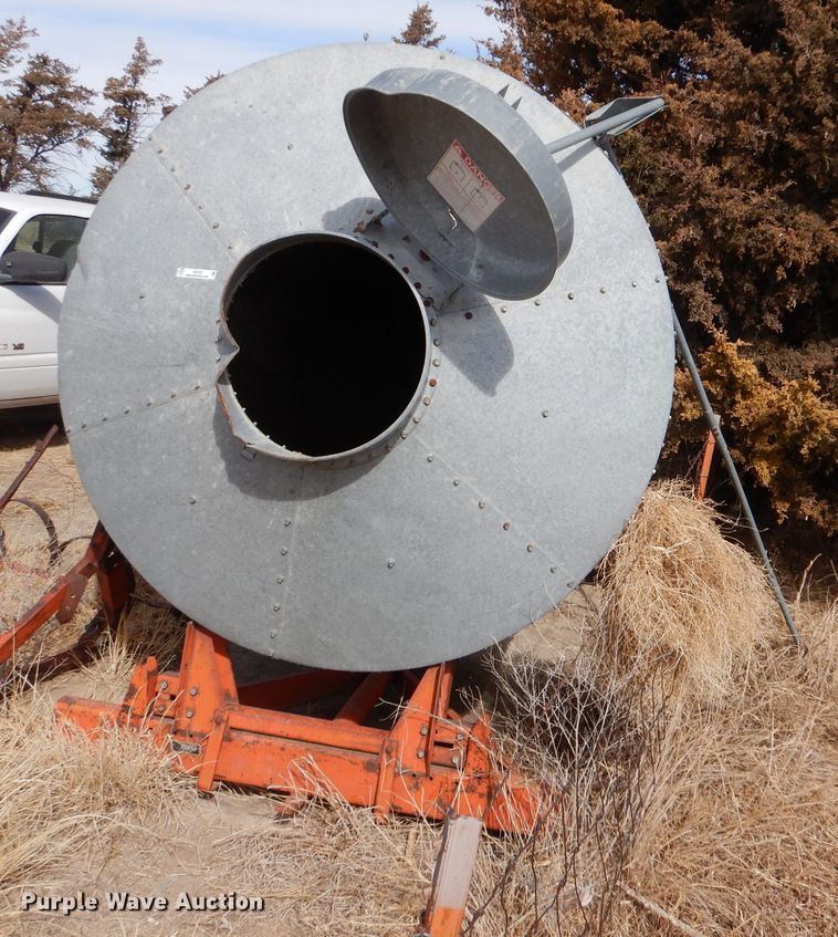 image for item IE9733 Grain bin