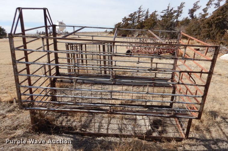 image for item IE9734 Livestock rack