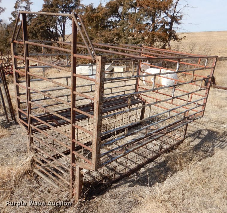 image for item IE9734 Livestock rack