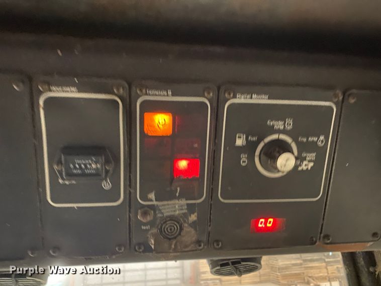 image for item IG9721 1979 Gleaner F2  combine