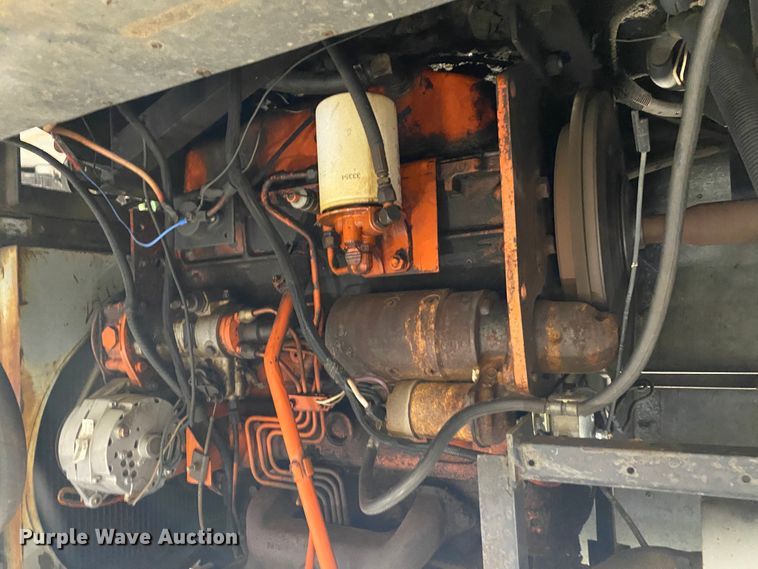 image for item IG9721 1979 Gleaner F2  combine