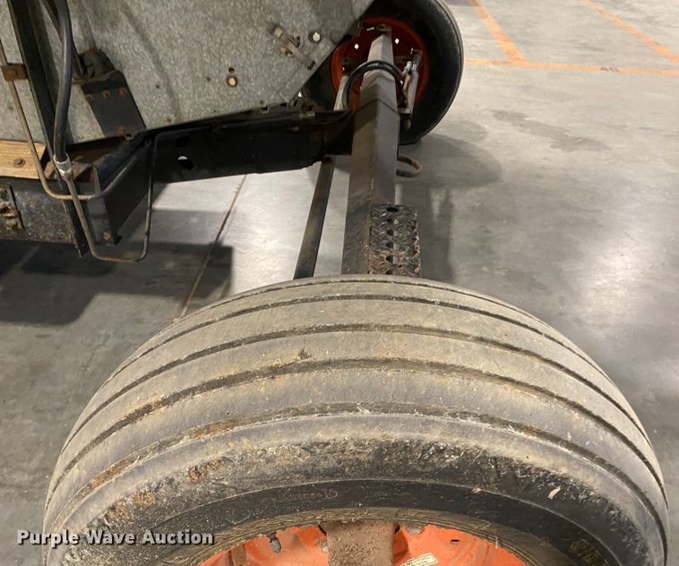 image for item IG9721 1979 Gleaner F2  combine