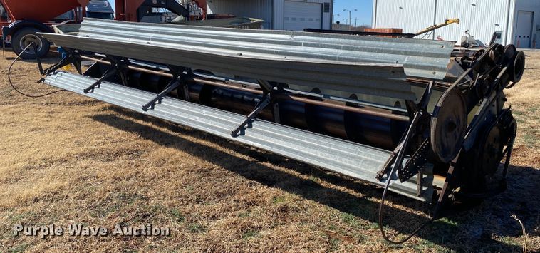 image for item IG9721 1979 Gleaner F2  combine