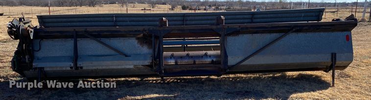 image for item IG9721 1979 Gleaner F2  combine