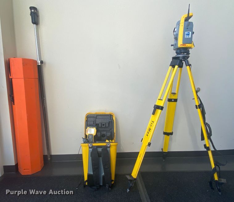 image for item IG9722 Trimble S6 3 DR  robotic total station