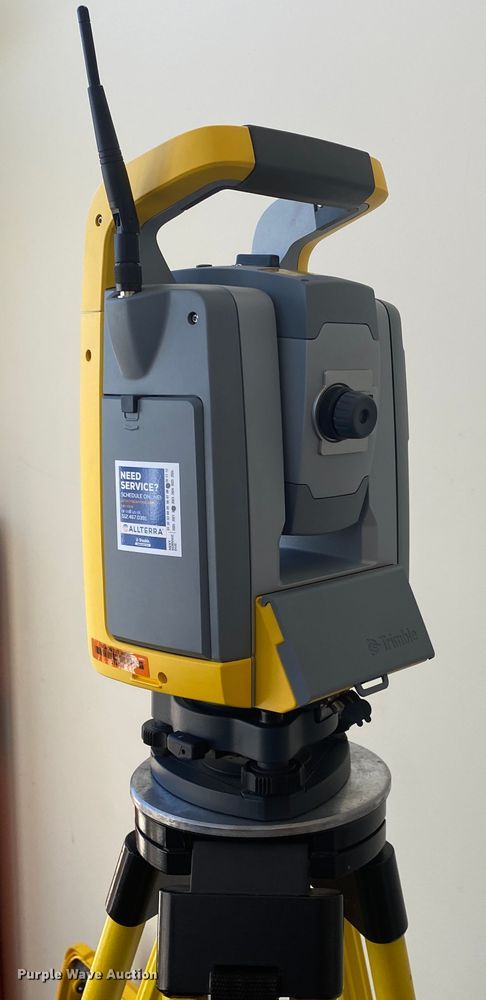 image for item IG9722 Trimble S6 3 DR  robotic total station