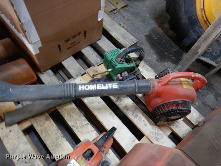 image for item IH9206 Lawn and garden equipment