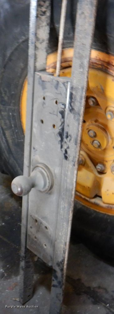 image for item IH9208 B&W gooseneck hitch