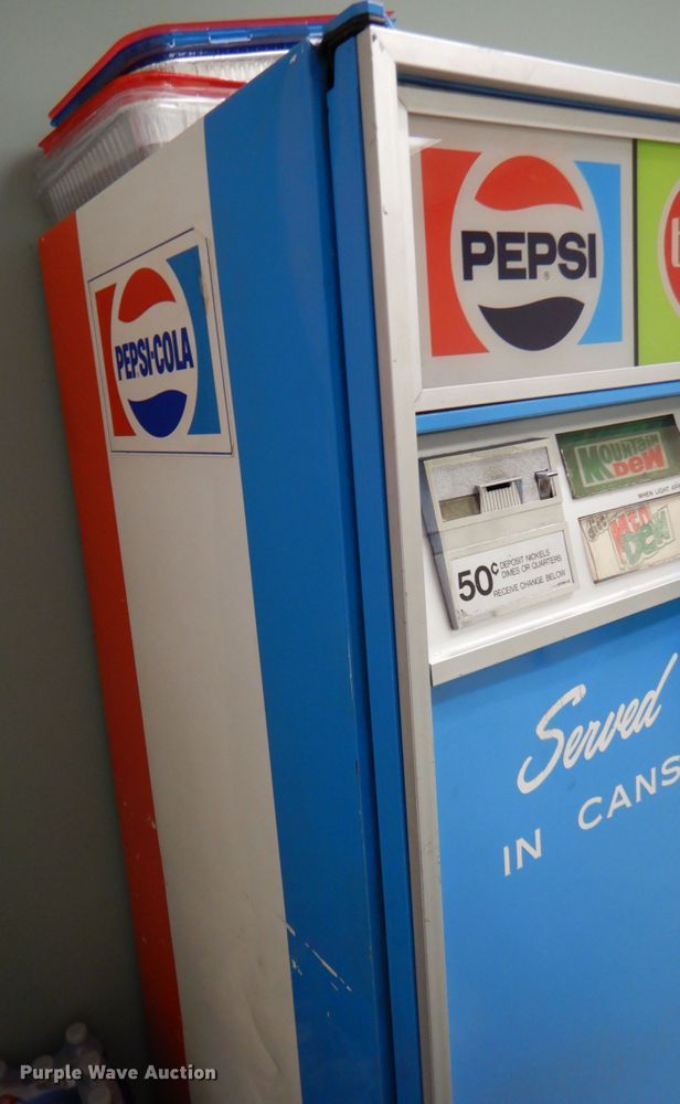 image for item IH9211 Vendolator vending machine