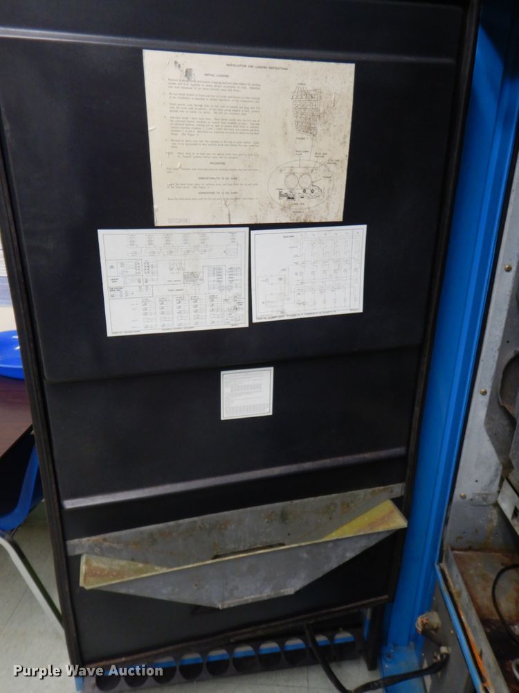 image for item IH9211 Vendolator vending machine