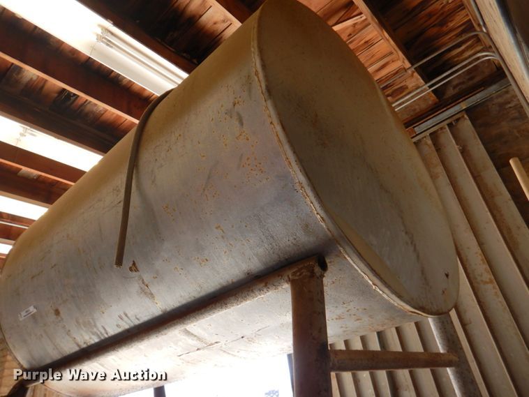 image for item IH9212 Fuel tank