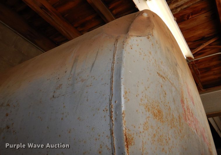 image for item IH9212 Fuel tank