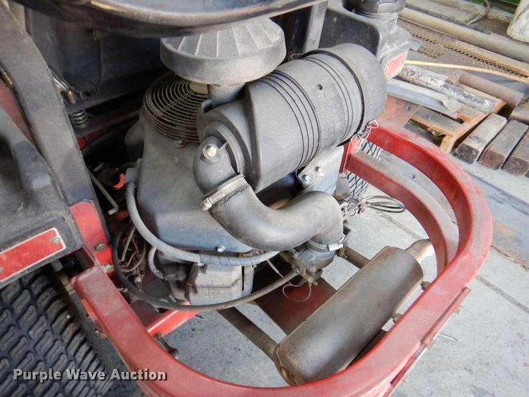 image for item IH9213 2011 Bush Hog EC2655  ZTR lawn mower