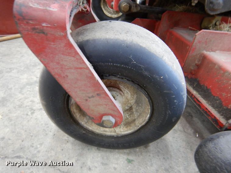 image for item IH9213 2011 Bush Hog EC2655  ZTR lawn mower