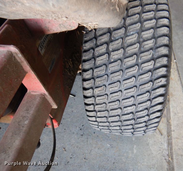 image for item IH9213 2011 Bush Hog EC2655  ZTR lawn mower