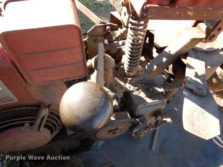 image for item IH9215 Heckendorn 73901  lawn mower