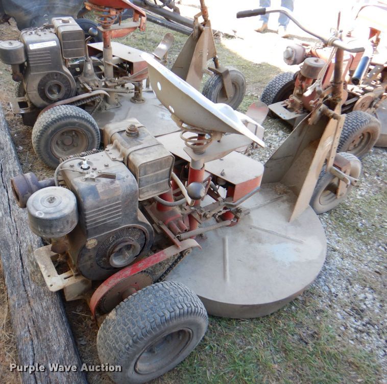 image for item IH9216 Heckendorn 36PV70  lawn mower