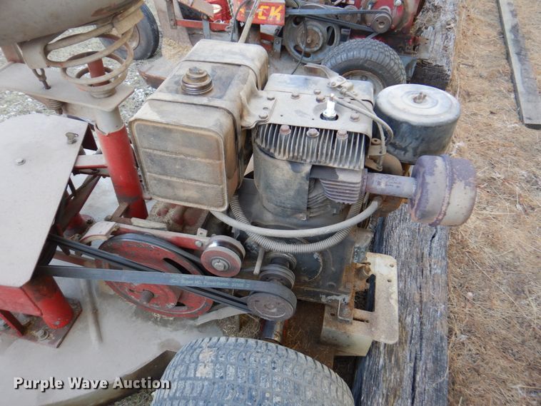 image for item IH9216 Heckendorn 36PV70  lawn mower