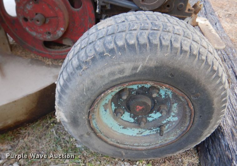 image for item IH9216 Heckendorn 36PV70  lawn mower