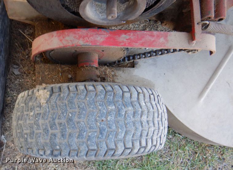 image for item IH9216 Heckendorn 36PV70  lawn mower