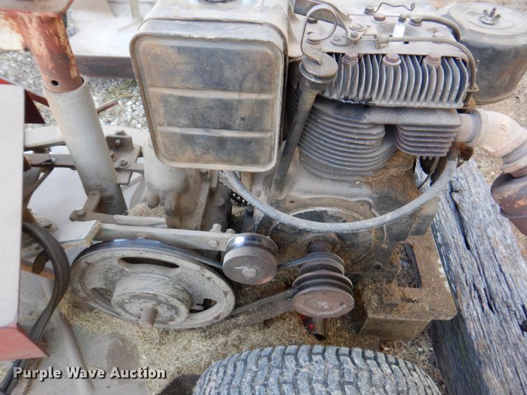 image for item IH9217 Heckendorn 36PV71  lawn mower