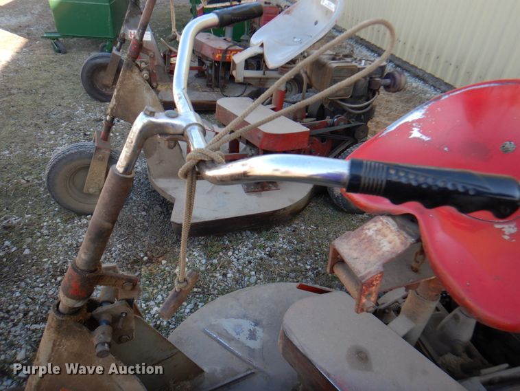 image for item IH9217 Heckendorn 36PV71  lawn mower