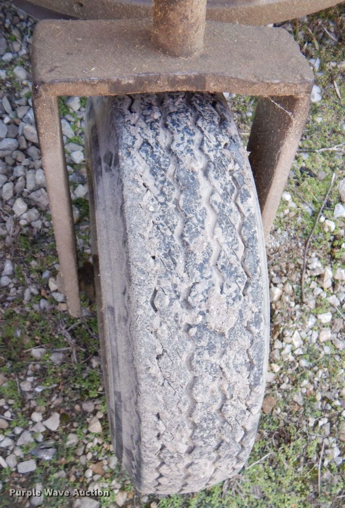 image for item IH9217 Heckendorn 36PV71  lawn mower