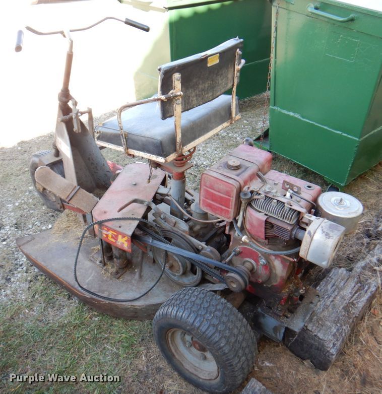 image for item IH9218 Heckendorn 73501  lawn mower