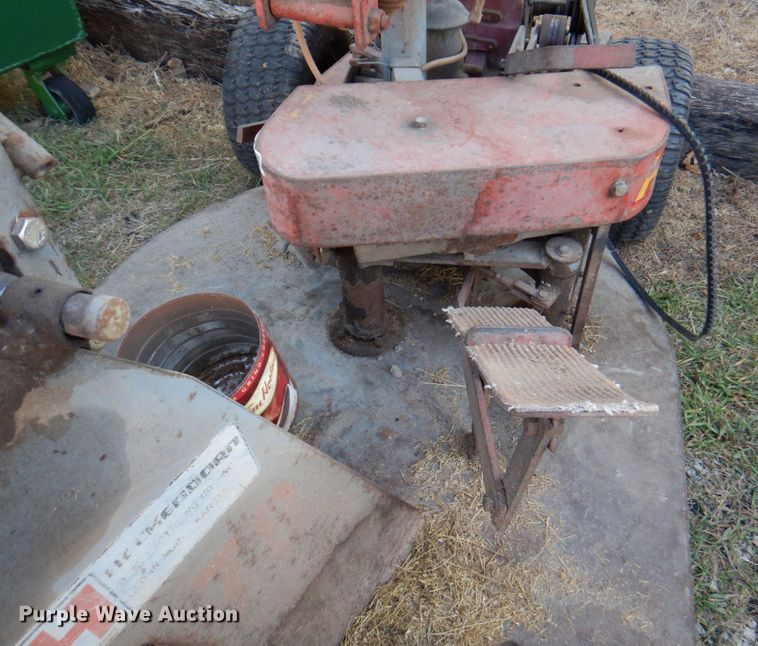 image for item IH9218 Heckendorn 73501  lawn mower