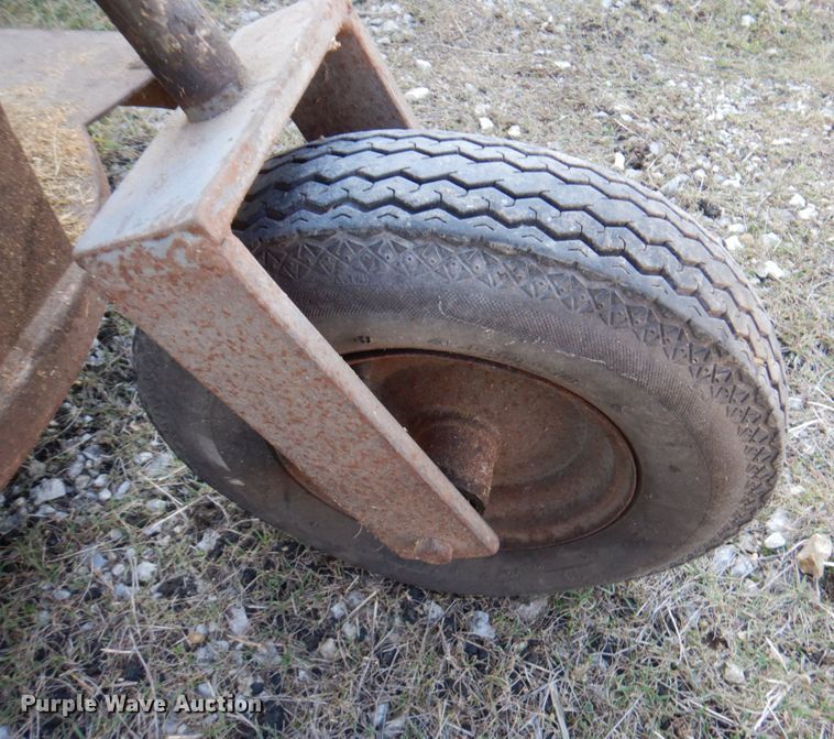 image for item IH9218 Heckendorn 73501  lawn mower