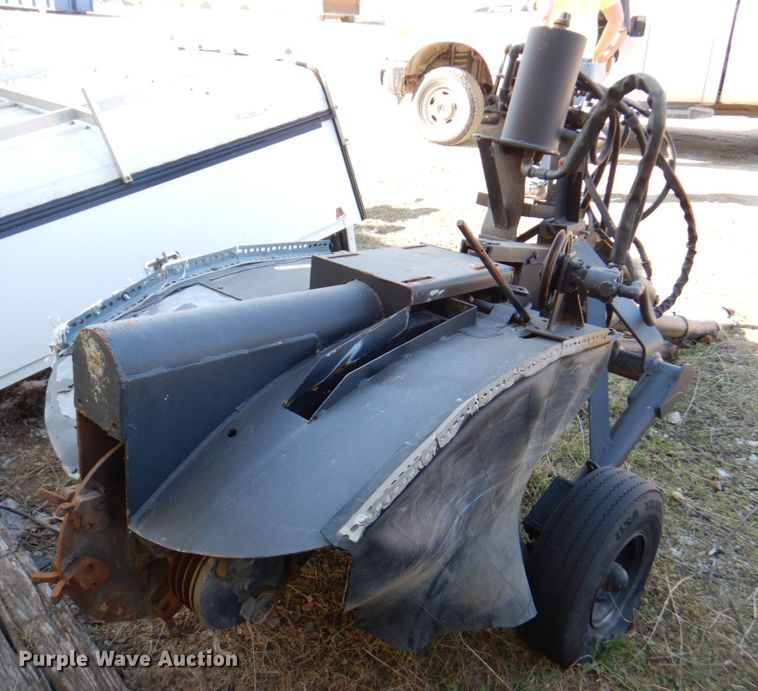 image for item IH9219 Stump grinder