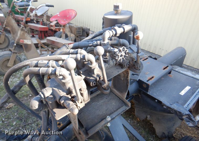 image for item IH9219 Stump grinder