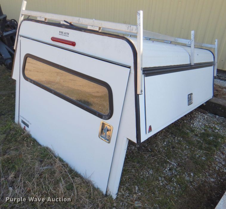 image for item IH9220 Leer topper