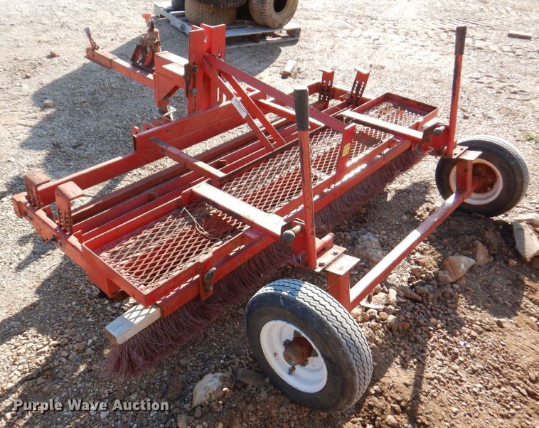 image for item IH9222 Field Master  infield groomer