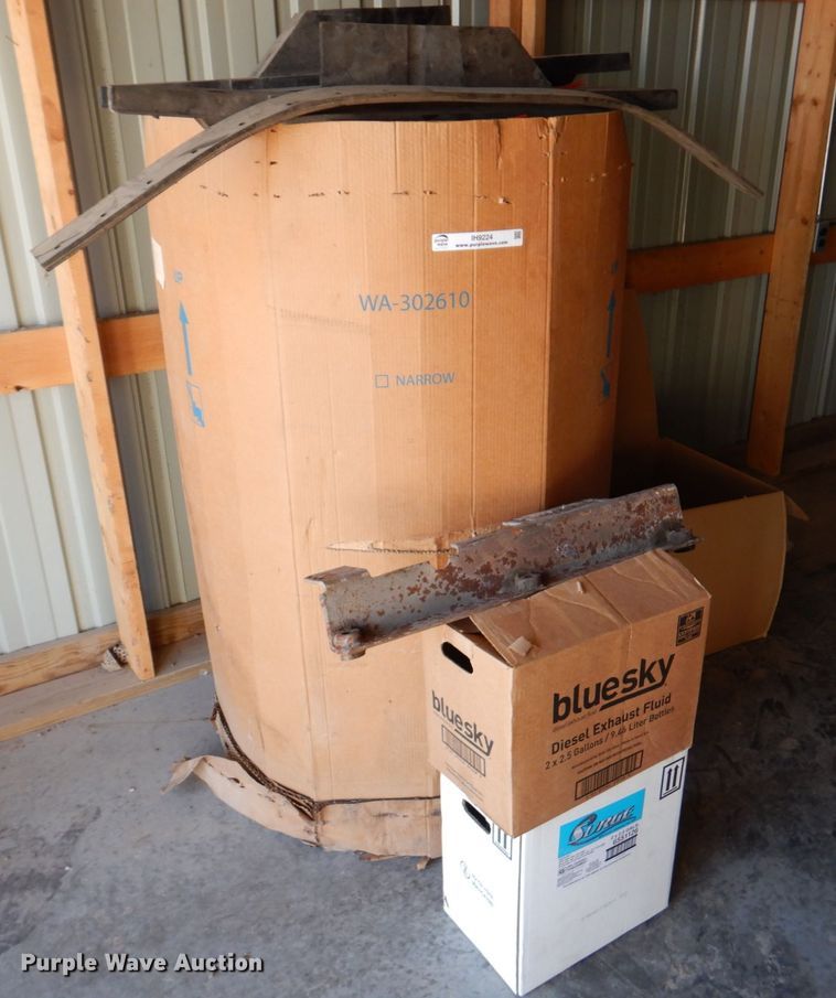 image for item IH9224 Sweeper parts