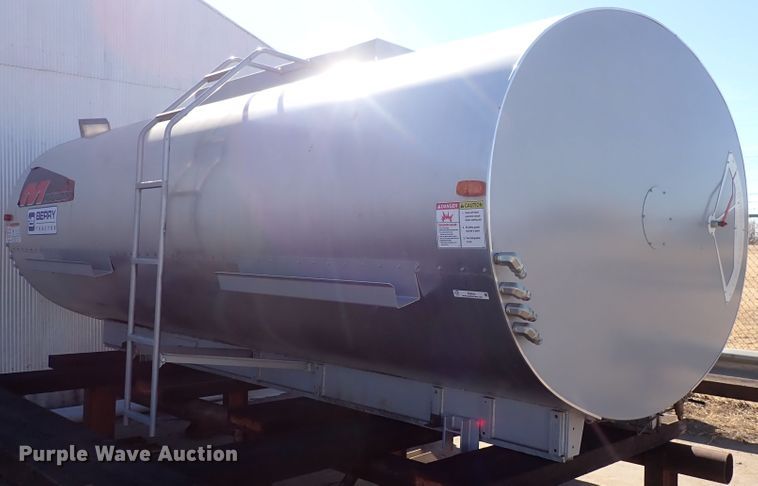 image for item IH9553 2019 Mauldin MPS 3500  oil distributor bed