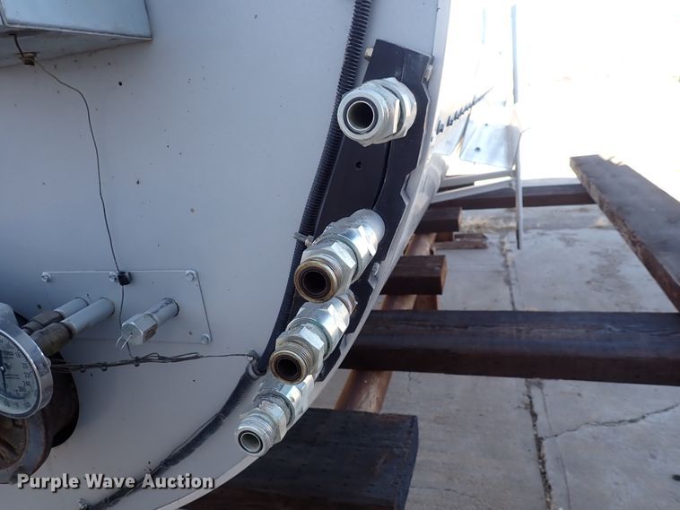 image for item IH9553 2019 Mauldin MPS 3500  oil distributor bed