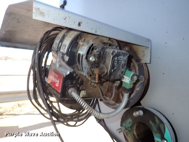 image for item IH9553 2019 Mauldin MPS 3500  oil distributor bed