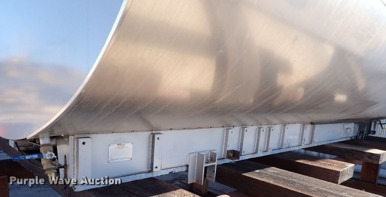 image for item IH9553 2019 Mauldin MPS 3500  oil distributor bed