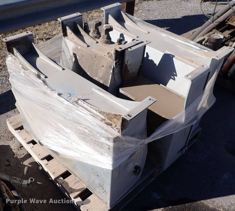 image for item IH9553 2019 Mauldin MPS 3500  oil distributor bed