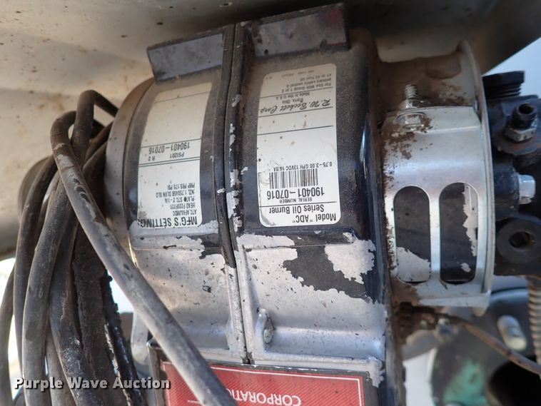 image for item IH9553 2019 Mauldin MPS 3500  oil distributor bed